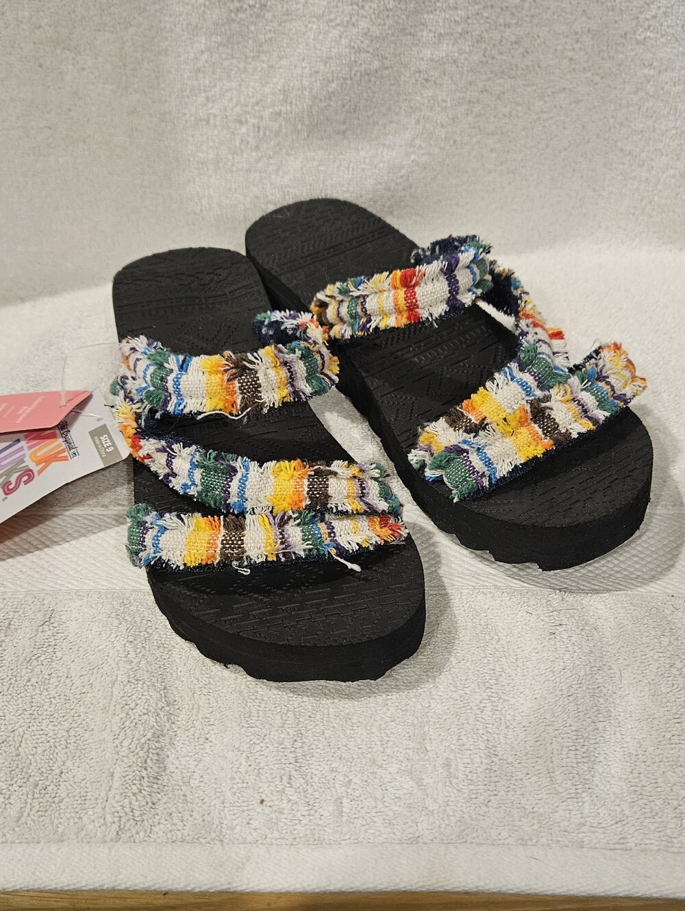 MUK LUKS SANDALS